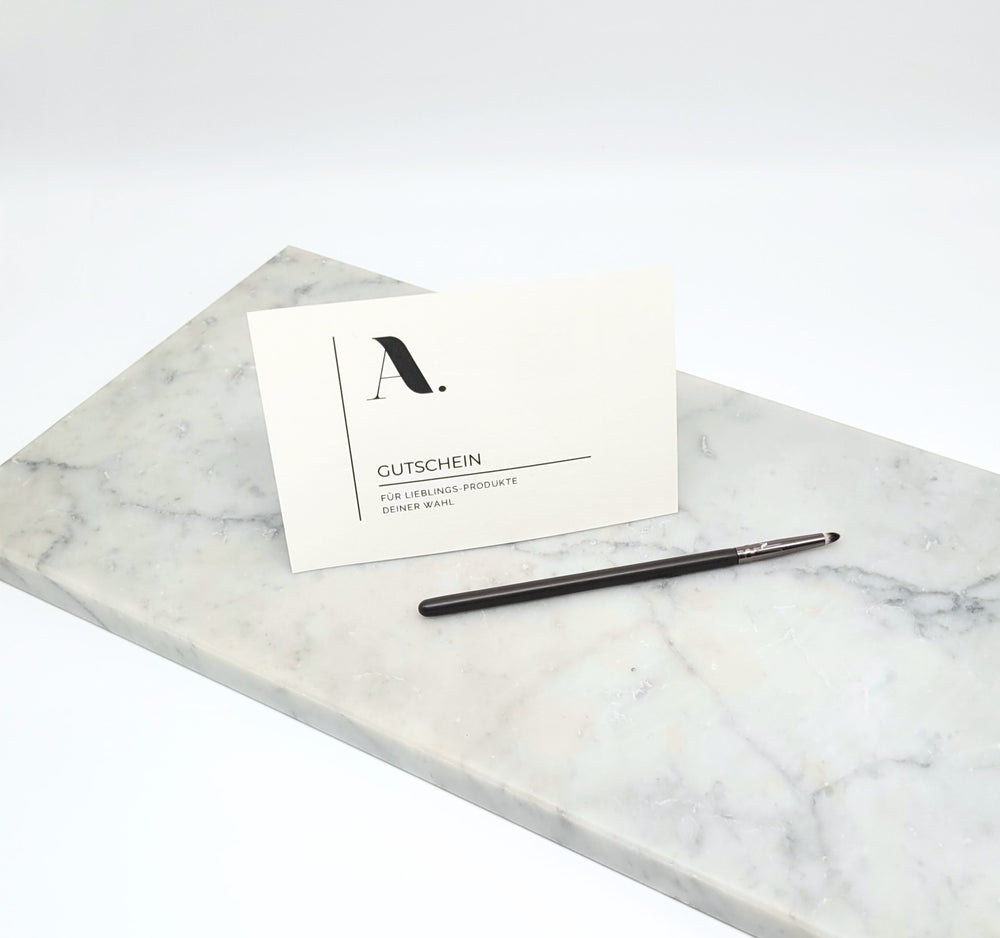 Gutschein-Karte 100 EUR & Pinsel-Geschenk