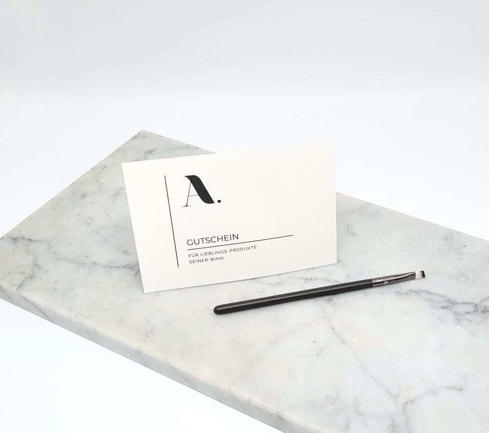Gutschein-Karte 100 EUR & Pinsel-Geschenk