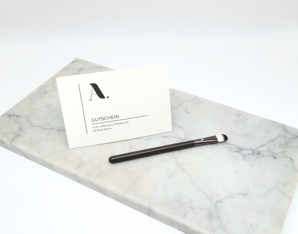 Gutschein-Karte 150 EUR & Pinsel-Geschenk