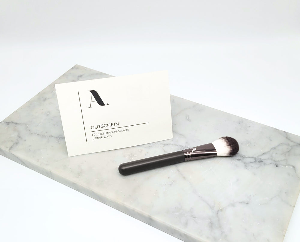 Gutschein-Karte 150 EUR & Pinsel-Geschenk