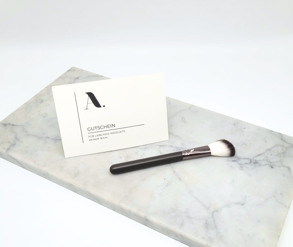 Gutschein-Karte 150 EUR & Pinsel-Geschenk